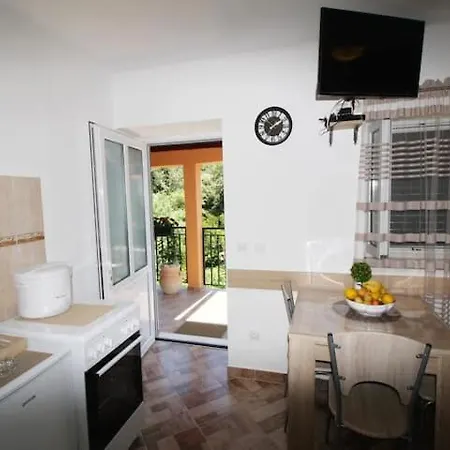 Baldo's Happy Garden- Brand New Korita