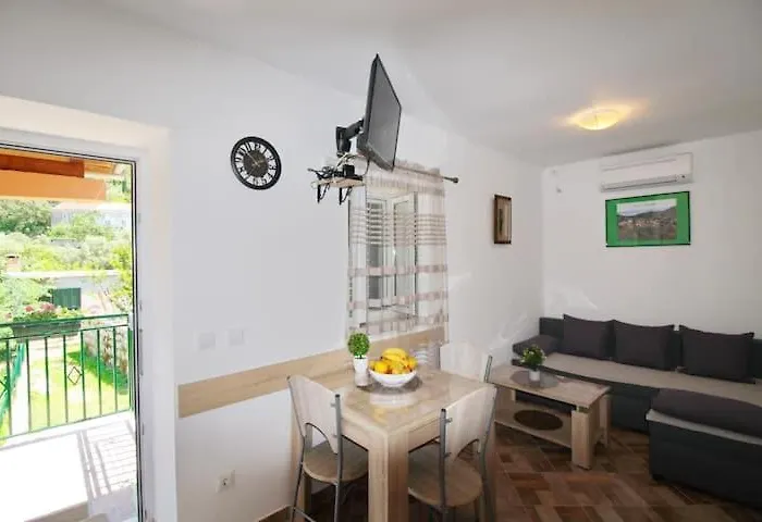 Baldo's Happy Garden- Brand New * Korita