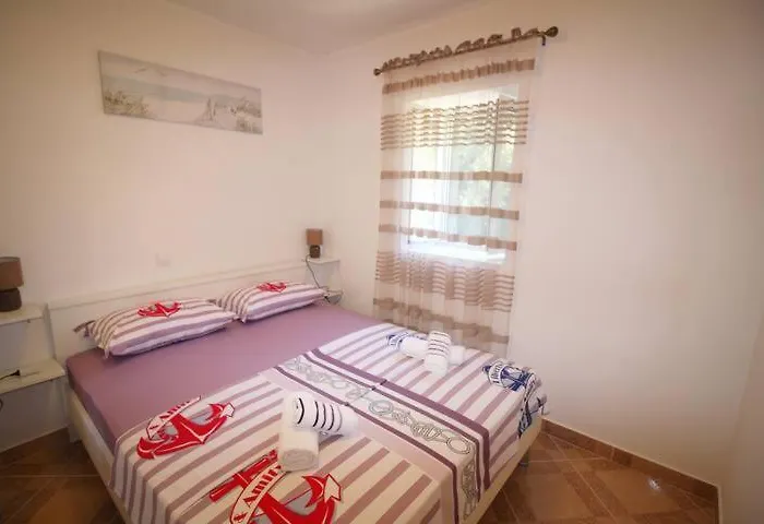 Lejlighed Baldo's Happy Garden- Brand New *